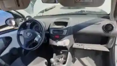 Sloopvoertuig toyota aygo (kgb/wnb) 1kr-fe van het jaar 2014 aangedreven 