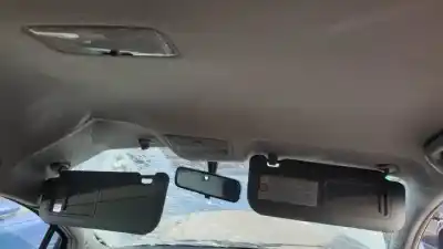 Véhicule à la ferraille toyota yaris (ksp9/scp9/nlp9) 2szfe de l'année 2005 alimenté 