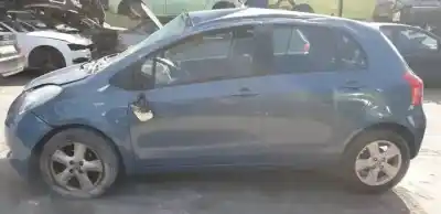 Véhicule à la ferraille toyota yaris (ksp9/scp9/nlp9) 2szfe de l'année 2005 alimenté 