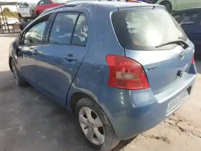 Véhicule à la ferraille toyota yaris (ksp9/scp9/nlp9) 2szfe de l'année 2005 alimenté 