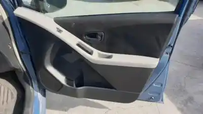 Véhicule à la ferraille toyota yaris (ksp9/scp9/nlp9) 2szfe de l'année 2005 alimenté 