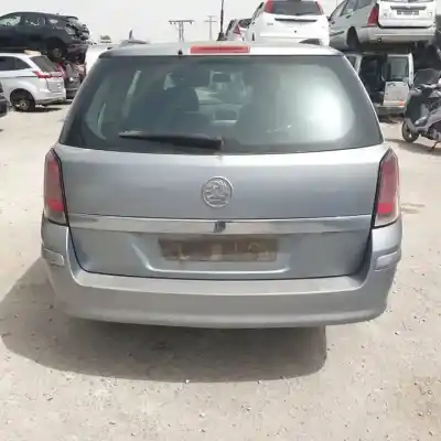 Veicolo di demolizione opel astra h caravan z17dth dell'anno 2008 alimentato 