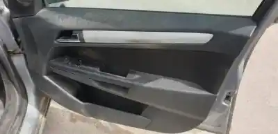 Veicolo di demolizione opel astra h caravan z17dth dell'anno 2008 alimentato 