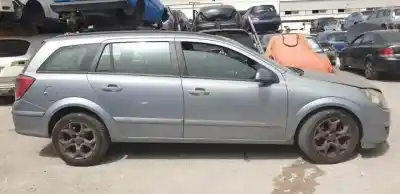 Veicolo di demolizione opel astra h caravan z17dth dell'anno 2008 alimentato 