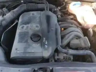 Veículo de Sucata audi a4 berlina (b5) apt do ano 1999 alimentado 