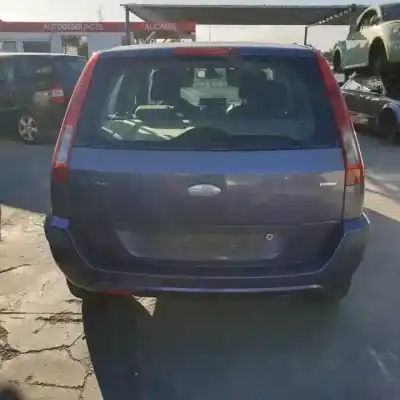 Здавання транспортного засобу ford fusion (cbk) f6jb року 2002 потужний 