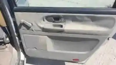 Veículo de Sucata ford galaxy (vy) auy do ano 2000 alimentado 