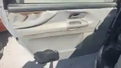 Veículo de Sucata ford galaxy (vy) auy do ano 2000 alimentado 