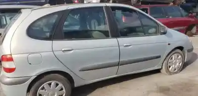 Scrapping Vehicle renault scenic (ja..) f9qk7 of the year 2001 powered 