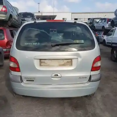 Scrapping Vehicle renault scenic (ja..) f9qk7 of the year 2001 powered 