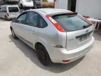 Veicolo di demolizione ford focus berlina (cap) g/hwda dell'anno 2004 alimentato 