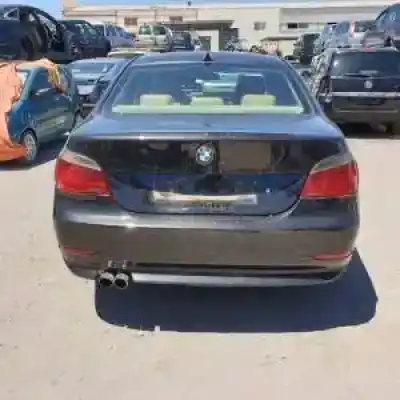 Scrapping Vehicle bmw 5 (e60) 520 i of the year 2003 powered 