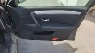 Veicolo di demolizione renault laguna iii m9r742 dell'anno 2007 alimentato 