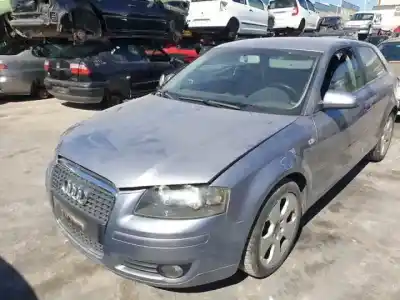 Véhicule à la ferraille AUDI                                               A3 (8P)                                                                                                                                                                                                                                                    BLX                                                                                                                                                                                                                                                        de l'année 2003 alimenté 