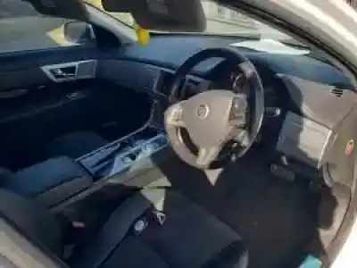 Scrapping Vehicle jaguar xf (x250) 224dt of the year 2012 powered 