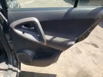 Здавання транспортного засобу toyota rav 4 (a3) 1azfe року 2005 потужний 