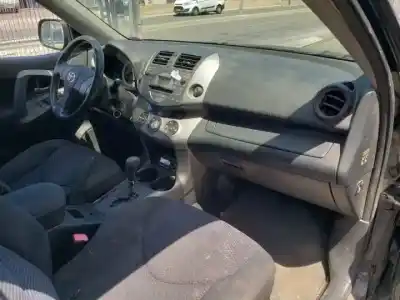 Здавання транспортного засобу toyota rav 4 (a3) 1azfe року 2005 потужний 