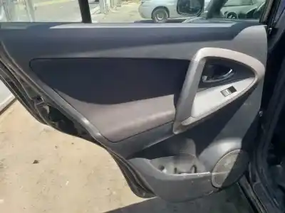 Здавання транспортного засобу toyota rav 4 (a3) 1azfe року 2005 потужний 