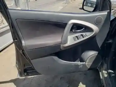 Здавання транспортного засобу toyota rav 4 (a3) 1azfe року 2005 потужний 