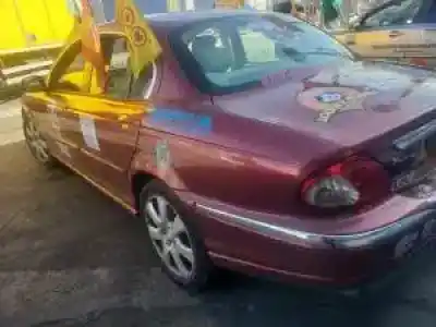 Scrapping Vehicle jaguar x-type (x400) bbbb of the year 2003 powered 