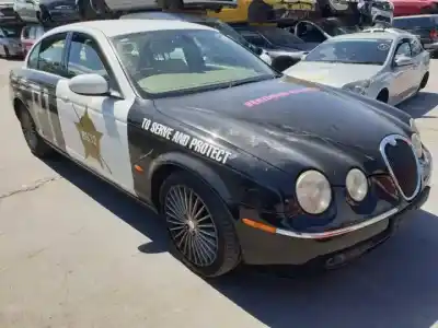 Scrapping Vehicle jaguar s-type g/fb of the year 2002 powered 