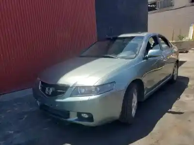 Veicolo di demolizione HONDA ACCORD BERLINA (CL/CN) K24A3 dell'anno 2003 alimentato 