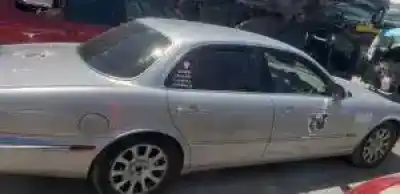 Scrapping Vehicle jaguar xj aj30 of the year 2003 powered 