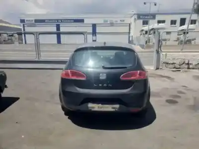 Scrapping Vehicle seat leon (1p1) bxe of the year 2005 powered 