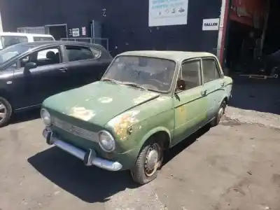 Verschrottungsfahrzeug SEAT 850 EC des Jahres 1966 angetrieben 