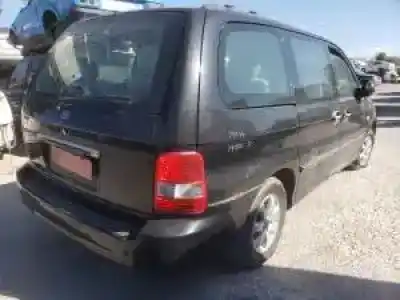 Veicolo di demolizione kia carnival ii j3 dell'anno 2001 alimentato 