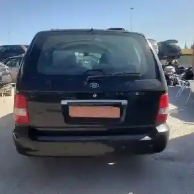 Veicolo di demolizione kia carnival ii j3 dell'anno 2001 alimentato 