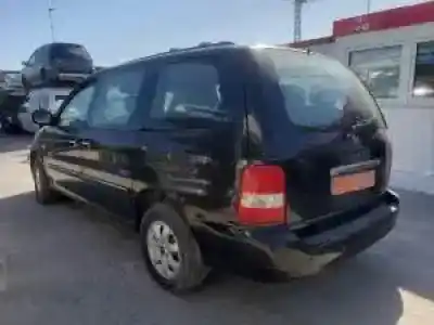Veicolo di demolizione kia carnival ii j3 dell'anno 2001 alimentato 