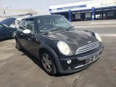 Scrapping Vehicle mini mini (r50,r53) g-w10b16a of the year 2001 powered 