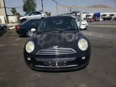 Scrapping Vehicle mini mini (r50,r53) g-w10b16a of the year 2001 powered 