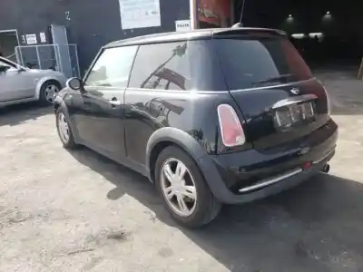 Scrapping Vehicle mini mini (r50,r53) g-w10b16a of the year 2001 powered 