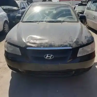 Veicolo di demolizione hyundai sonata (nf) d4ea-v dell'anno 2006 alimentato 