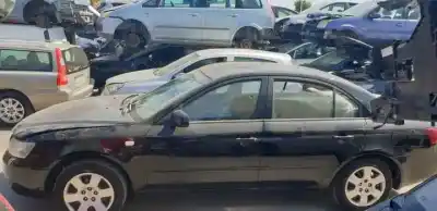 Veicolo di demolizione hyundai sonata (nf) d4ea-v dell'anno 2006 alimentato 