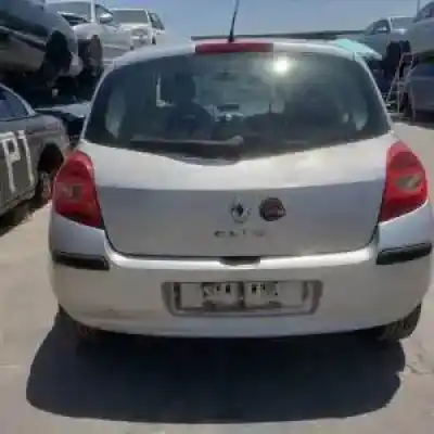 Veículo de Sucata renault clio iii d4f740 do ano 2005 alimentado 