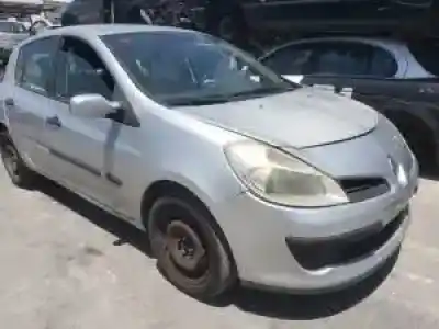Veículo de Sucata renault clio iii d4f740 do ano 2005 alimentado 
