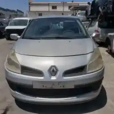 Veículo de Sucata renault clio iii d4f740 do ano 2005 alimentado 