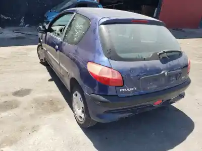 Veículo de Sucata peugeot                                            206 berlina                                                                                                                                                                                                                                                xr                                                                                                                                                                                                                                                         do ano 2002 alimentado wjy