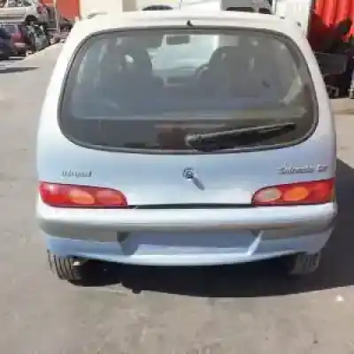 Veículo de Sucata fiat seicento (187) g-187a1000 do ano 2001 alimentado 