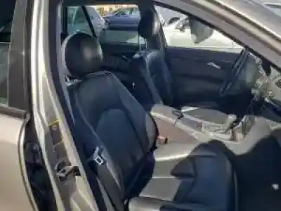 Scrapping Vehicle mercedes-benz clase e (w211) familiar om648961 of the year 2003 powered 