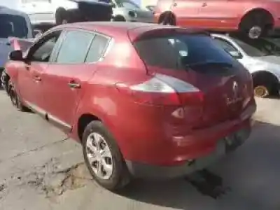 Veículo de Sucata renault megane iii berlina 5 p k4m848 do ano 2010 alimentado 