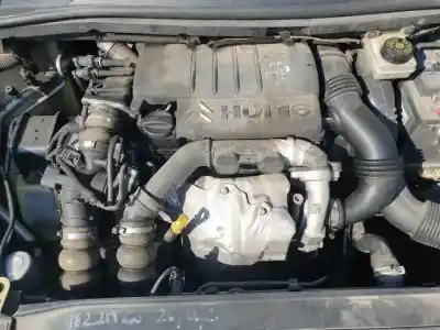 Veículo de Sucata citroen c4 coupe 9hx do ano 2004 alimentado 