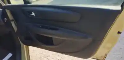 Veículo de Sucata citroen c4 coupe 9hx do ano 2004 alimentado 