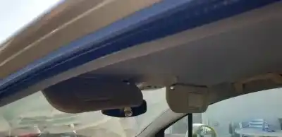 Veículo de Sucata citroen c4 coupe 9hx do ano 2004 alimentado 