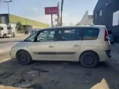 Scrapping Vehicle renault espace iv (jk0) g9ta7 of the year 2005 powered 