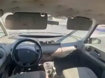 Scrapping Vehicle renault espace iv (jk0) g9ta7 of the year 2005 powered 