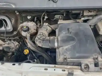 Veículo de Sucata renault master furgón g9t722 do ano 2000 alimentado 